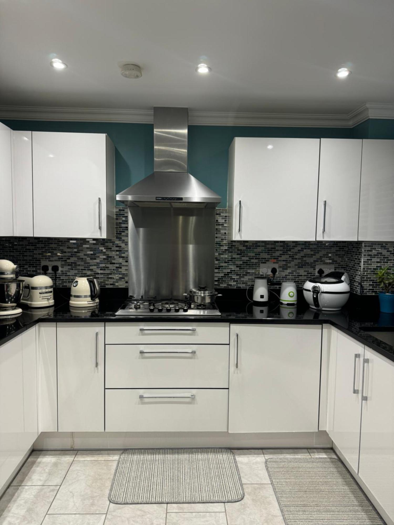 Angmering Home Bagian luar foto